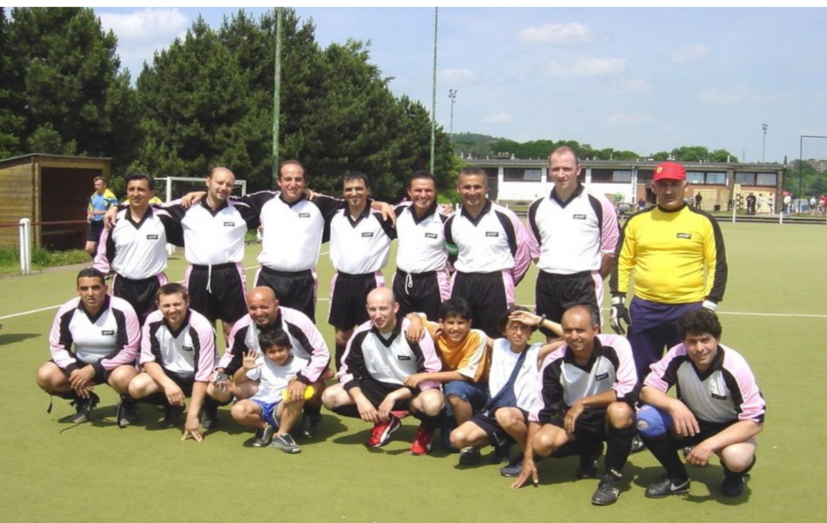 KAZZ SPORT   GAGNE LA COUPE  – 2003